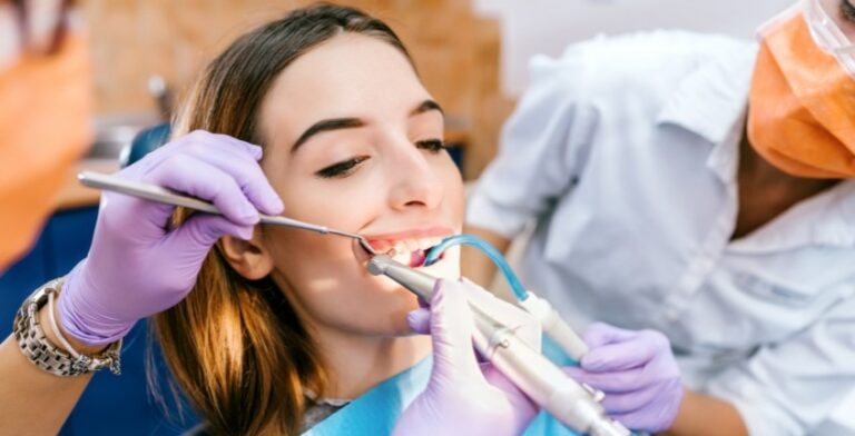How to Choose the Best Cosmetic Dentist in Pearland, TX