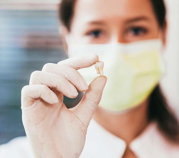 Pearland Tooth Extraction